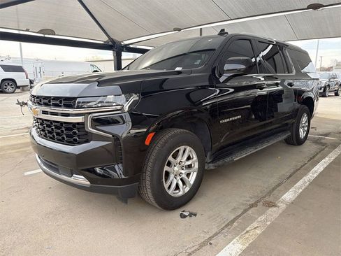 Used 2023 Chevrolet Suburban LS image 1