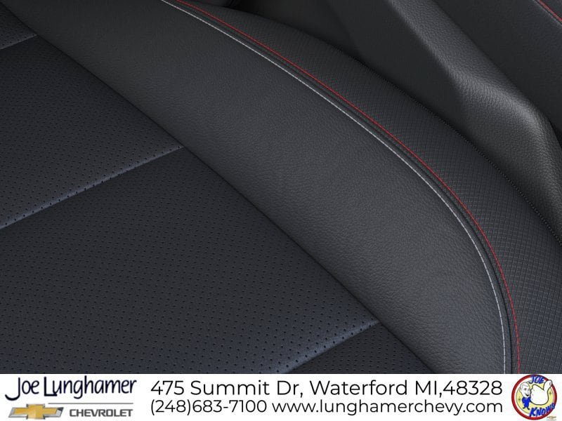 New 2027 Chevrolet Traverse RS w/ LPO, Floor Liner Package AWD/4WD image 23