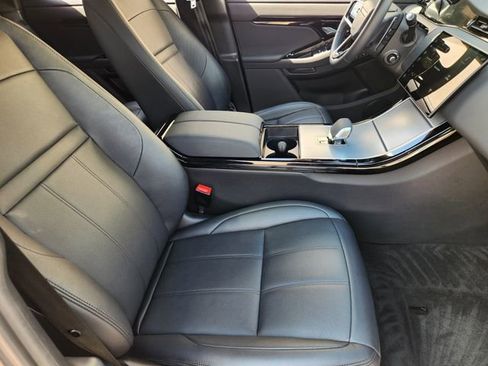Used 2025 Land Rover Range Rover Evoque S AWD/4WD image 14