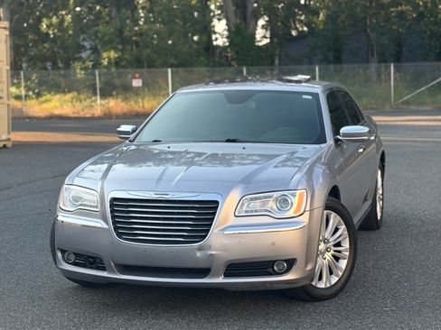 Used 2014 Chrysler 300 C w/ Beats Audio Group AWD/4WD image 1