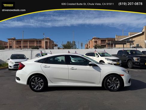 Used 2017 Honda Civic EX image 3