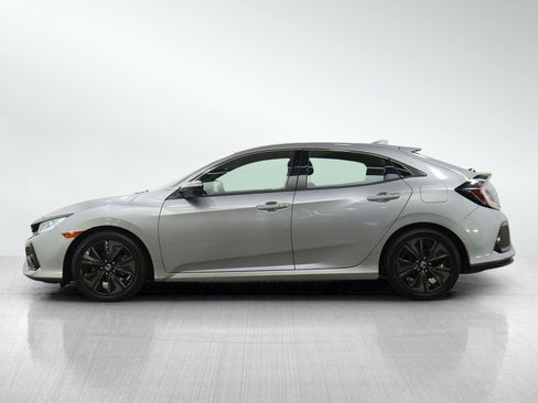 Used 2019 Honda Civic EX image 2
