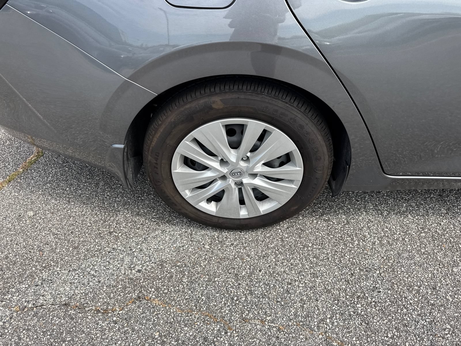 Used 2024 Nissan Sentra S FWD image 17