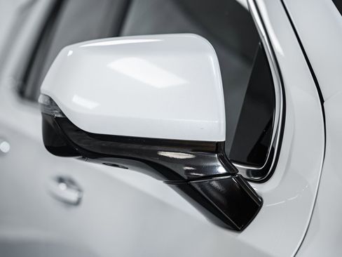 Used 2022 GMC Yukon Denali w/ Denali Premium Package image 19