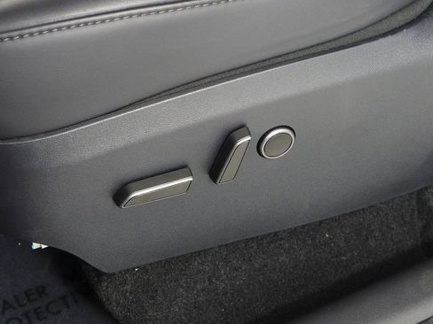 Used 2024 Tesla Model Y Performance image 23