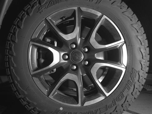 Used 2025 Jeep Compass Trailhawk AWD/4WD image 12