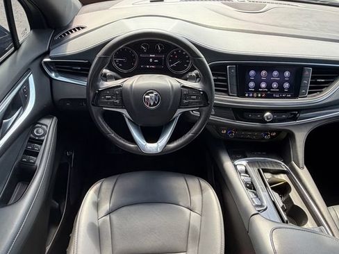 Used 2024 Buick Enclave Essence w/ Sport Touring Edition FWD image 17