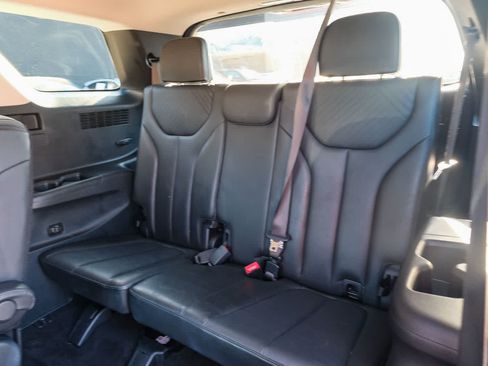 Used 2024 Hyundai Palisade SEL FWD image 21