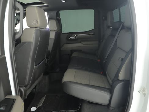 Used 2023 Chevrolet Silverado 1500 ZR2 w/ Technology Package image 14