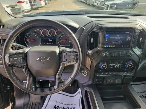 Used 2020 Chevrolet Silverado 1500 LT Trail Boss AWD/4WD image 16