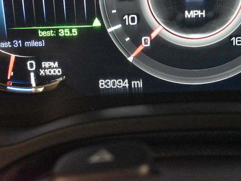 Used 2020 Cadillac Escalade Premium Luxury w/ Escalade Sport Edition AWD/4WD image 24