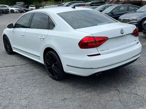 Used 2016 Volkswagen Passat 1.8T FWD image 4