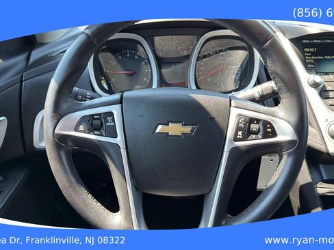 Used 2017 Chevrolet Equinox LT w/ Convenience Package AWD/4WD image 10