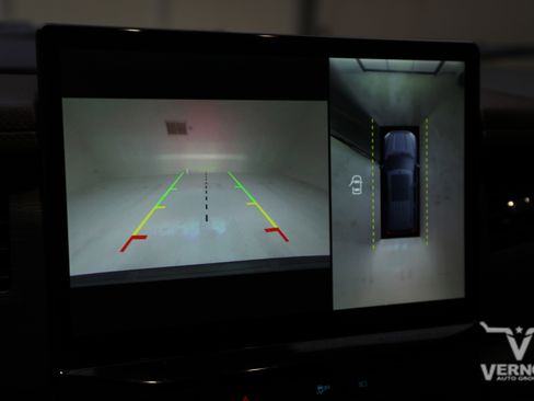 Used 2022 Ford Expedition Limited image 27