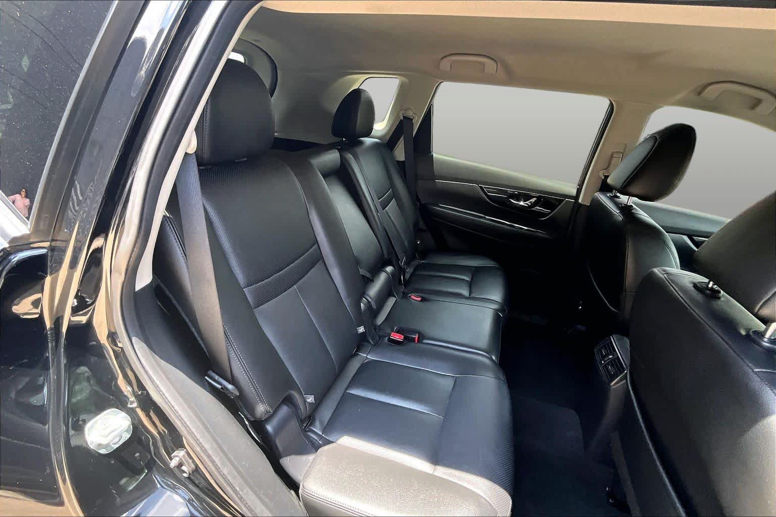 Used 2019 Nissan Rogue SL AWD/4WD image 20