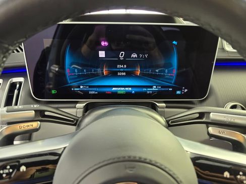 Used 2025 Mercedes-Benz S 63 AMG S image 23