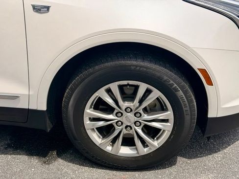 Used 2020 Cadillac XT5 Premium Luxury AWD/4WD image 29