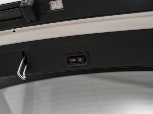 Used 2024 BMW X6 M60i w/ M Sport Professional Package image 49