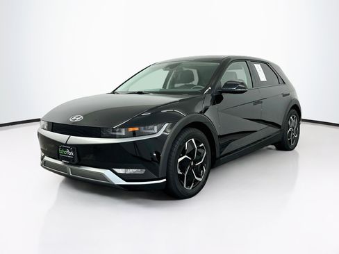 Used 2024 Hyundai Ioniq 5 SEL AWD/4WD image 3