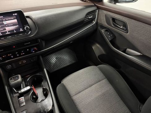 Used 2021 Nissan Rogue S FWD image 21
