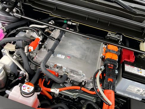 New 2026 Lexus RZ 450e AWD w/ Technology Package image 17