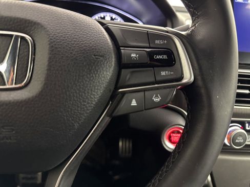 Used 2021 Honda Accord Sport image 32