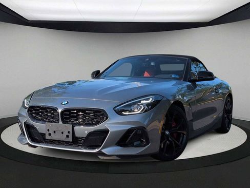 Certified 2024 BMW Z4 M40i w/ Premium Package RWD image 1