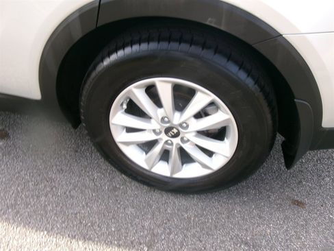 Used 2020 Kia Sorento L image 40