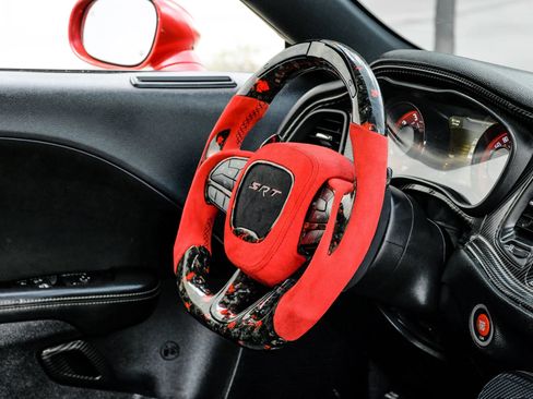 Used 2016 Dodge Challenger SRT Hellcat RWD image 22