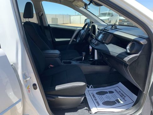Used 2018 Toyota RAV4 LE w/ All Weather Liner Package AWD/4WD image 27