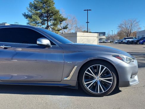 Used 2018 INFINITI Q60 3.0t Luxe image 4