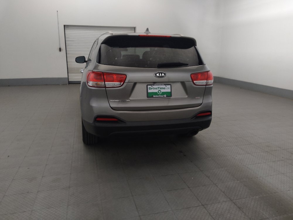 Used 2018 Kia Sorento AWD image 6