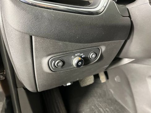 Certified 2023 Chevrolet Equinox Premier AWD/4WD image 29