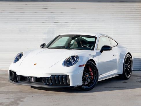 Used 2026 Porsche 911 Carrera GTS image 1