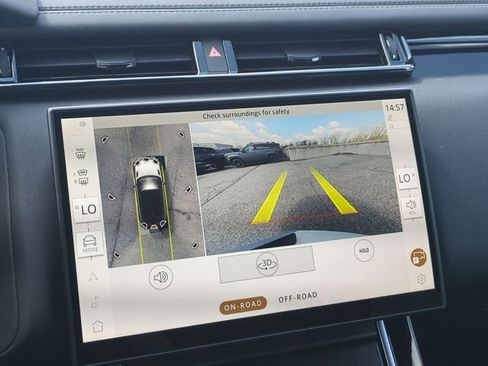 New 2026 Land Rover Range Rover Velar Dynamic SE image 10