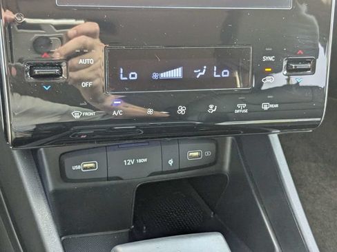 Used 2023 Hyundai Tucson SEL w/ Convenience Package FWD image 24