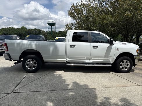 Used 2024 RAM 3500 Big Horn AWD/4WD image 8