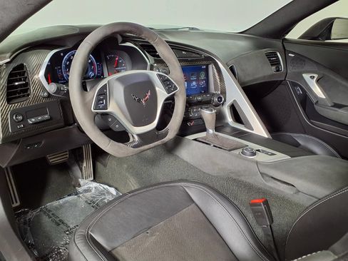 Used 2016 Chevrolet Corvette Stingray Coupe w/ 3LT Preferred Equipment Group RWD image 11