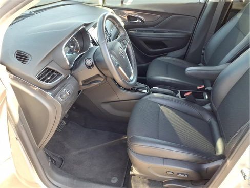 Used 2022 Buick Encore Preferred w/ Safety Package image 14