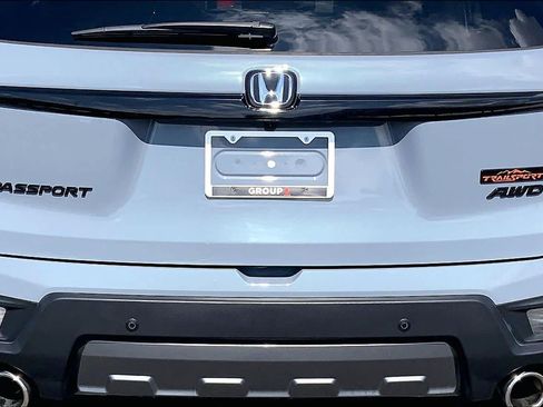 Used 2024 Honda Passport TrailSport image 31