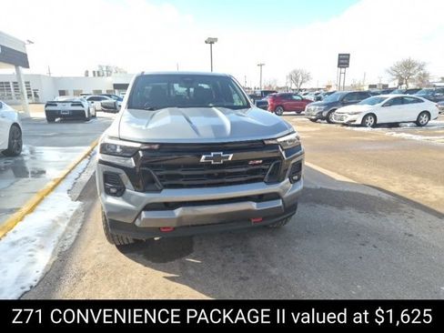 Used 2023 Chevrolet Colorado Z71 w/ Z71 Convenience Package 2 image 2
