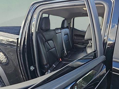 Used 2020 Chevrolet Colorado ZR2 image 31