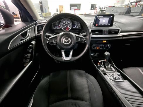 Used 2017 MAZDA MAZDA3 Sport w/ Preferred Equipment Package image 5