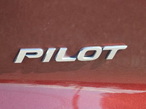 Used 2020 Honda Pilot EX image 10