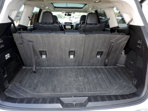 Used 2021 Subaru Ascent Touring w/ Popular Package #2A AWD/4WD image 21