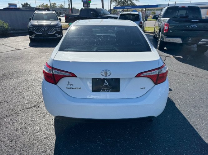 Used 2015 Toyota Corolla LE FWD image 7