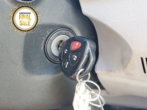 Used 2012 Toyota Corolla LE image 29