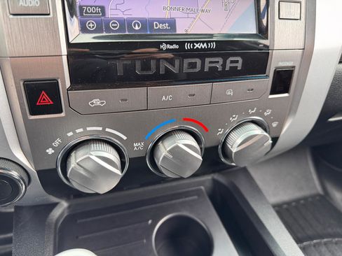 Used 2014 Toyota Tundra SR5 w/ SR5 Upgrade Package AWD/4WD image 30
