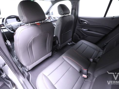 New 2026 Chevrolet Trax RS image 9