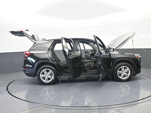 Used 2023 GMC Terrain SLE image 68